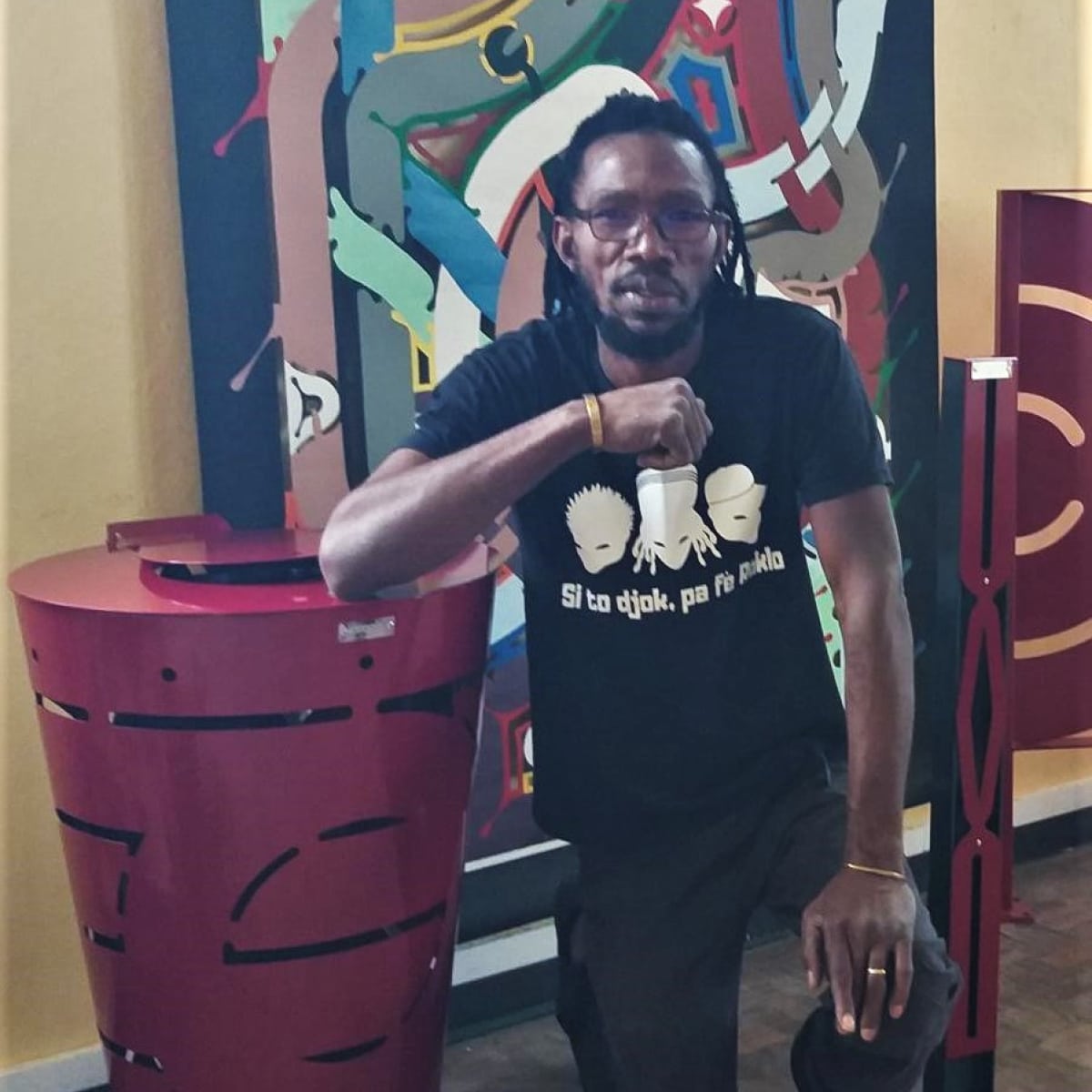 L'Art Tembé s'invite sur le mobilier urbain