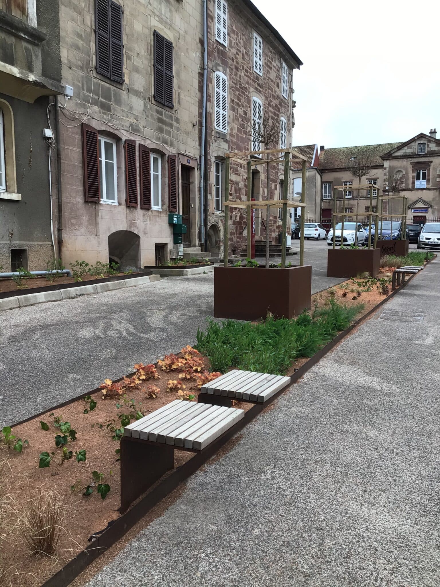Aménagement de la place publique de la mairie de Luxeuil-Les-Bains