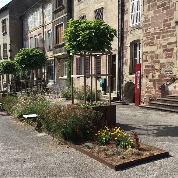 Aménagement de la place publique de la mairie de Luxeuil-Les-Bains