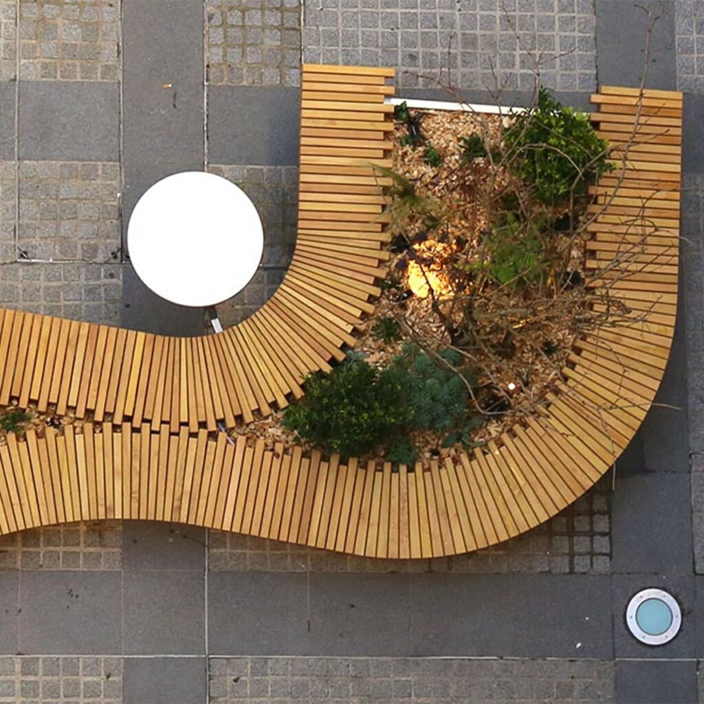 Installation et végétalisation du passage Édouard VII