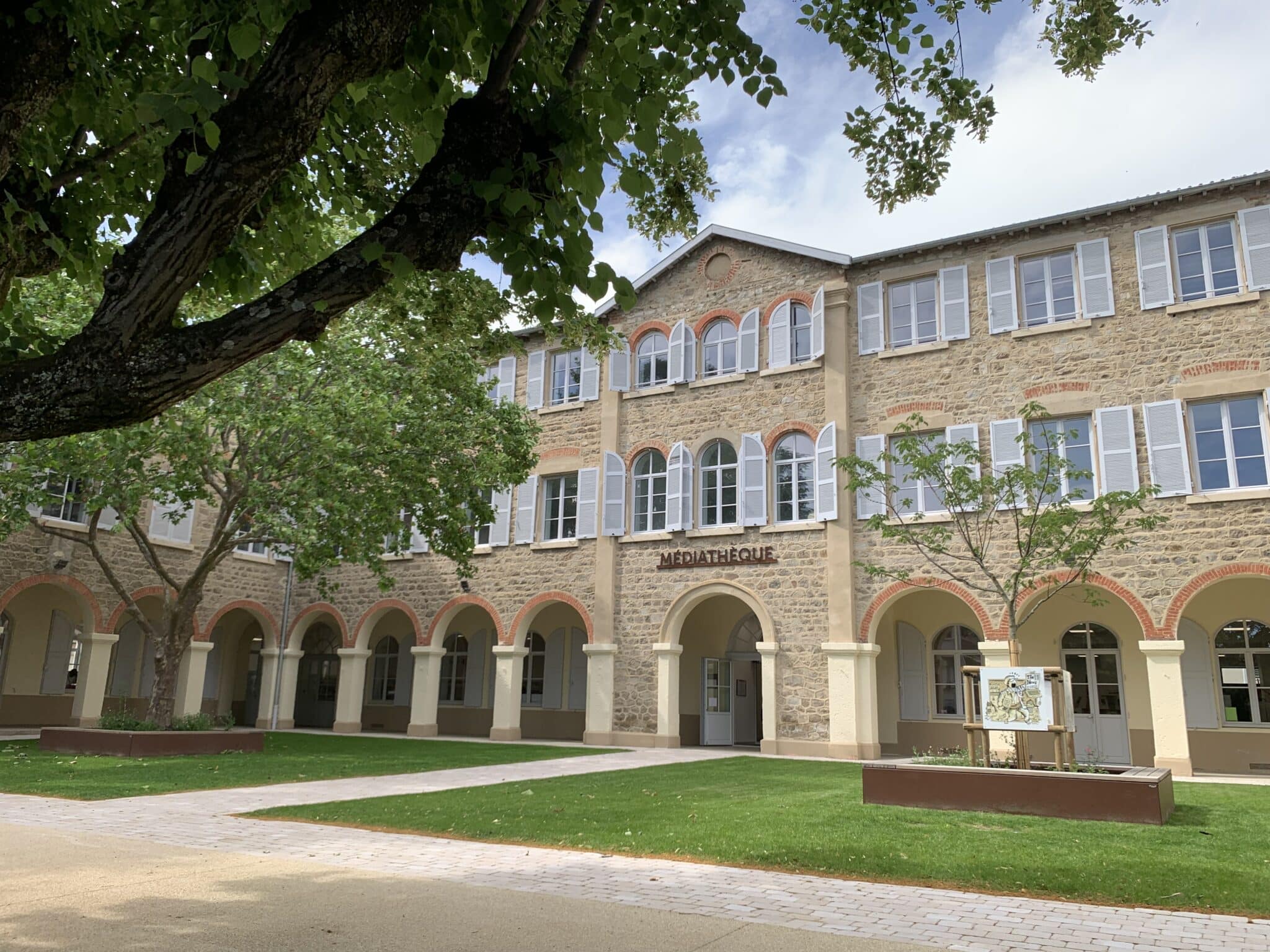 Aménagement paysager urbain à Mornant