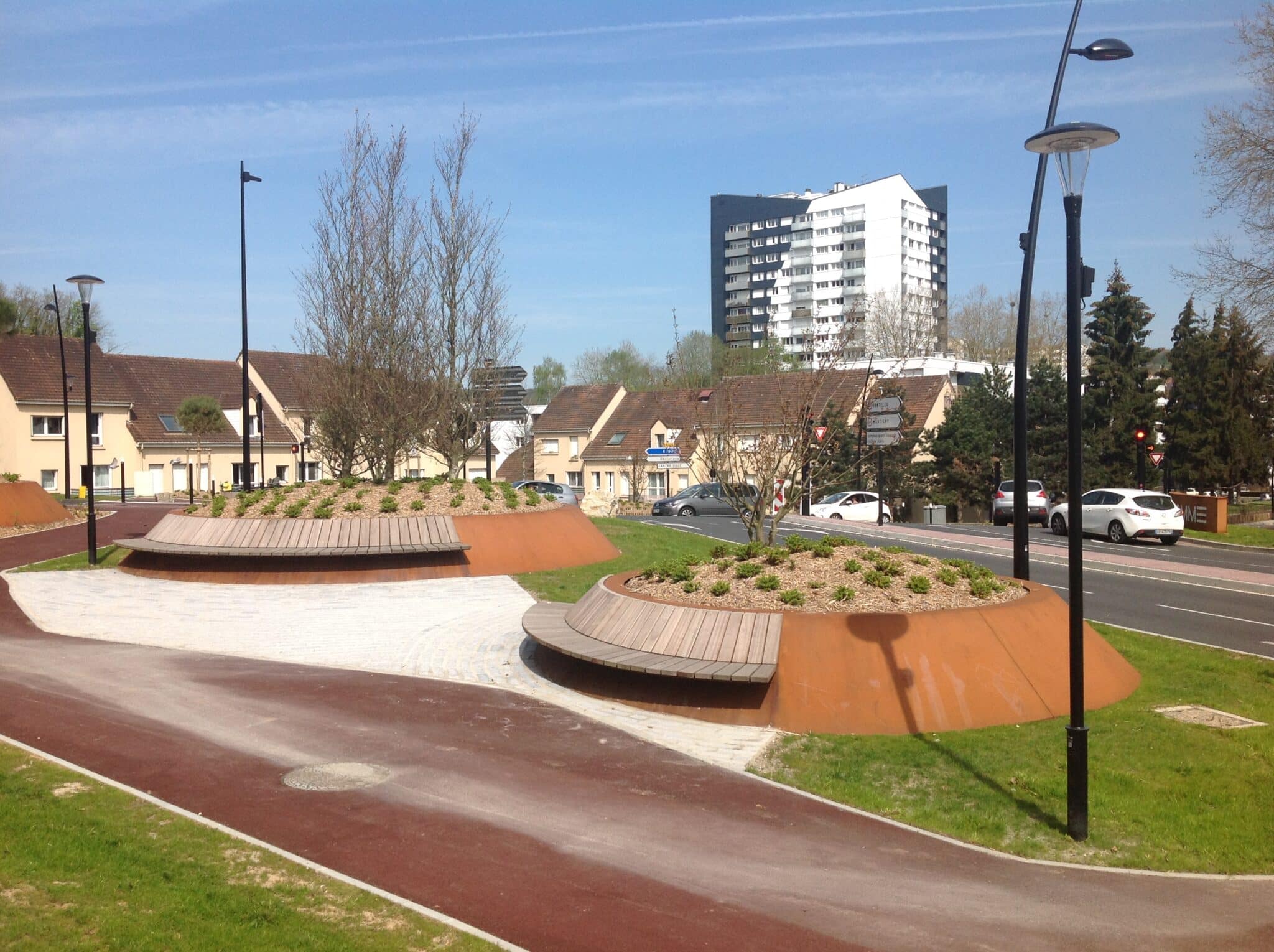 Jardins urbains sur mesure en acier corten à Maromme