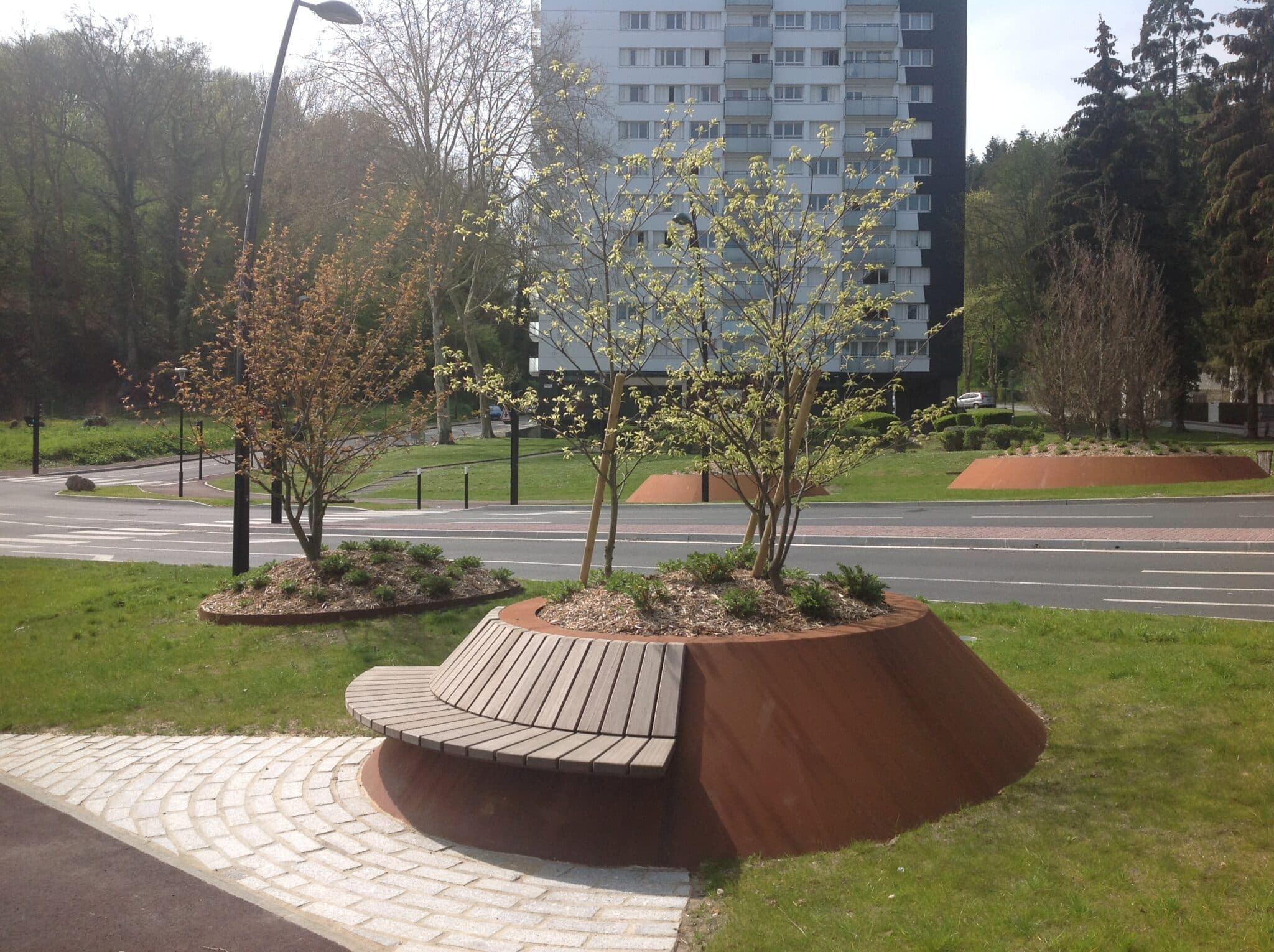 Jardins urbains sur mesure en acier corten à Maromme