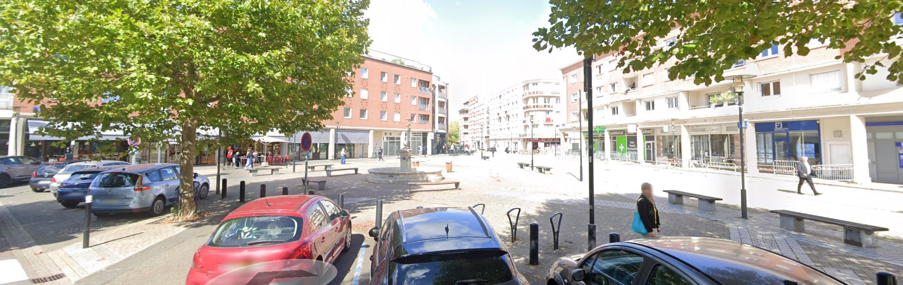 Aménagement urbain en acier corten : la nouvelle place de Paris à Elancourt