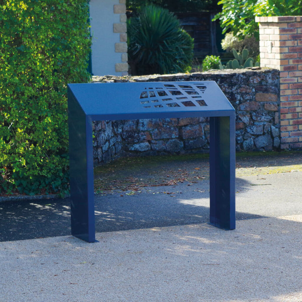 Assis Debout - A-LINÉA