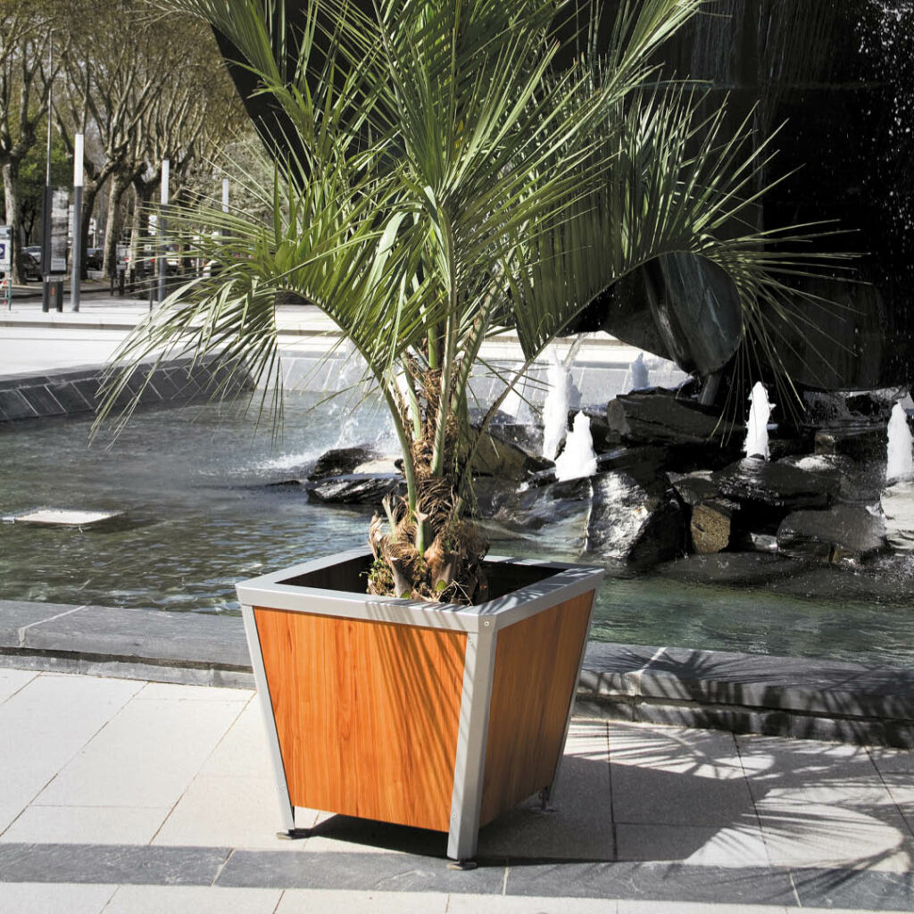 Bac de Fleurissement pyramidal - Kesa