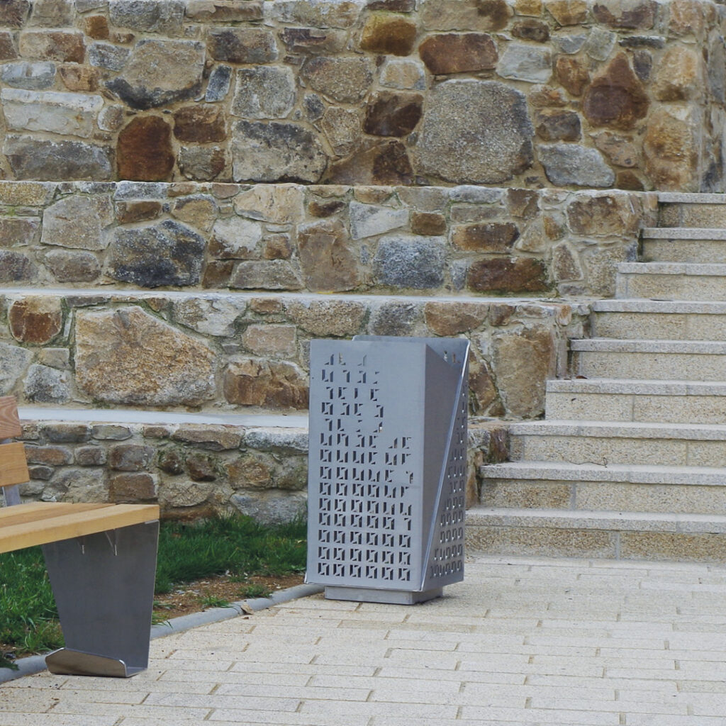 Poubelle Publique - ORIGAMI