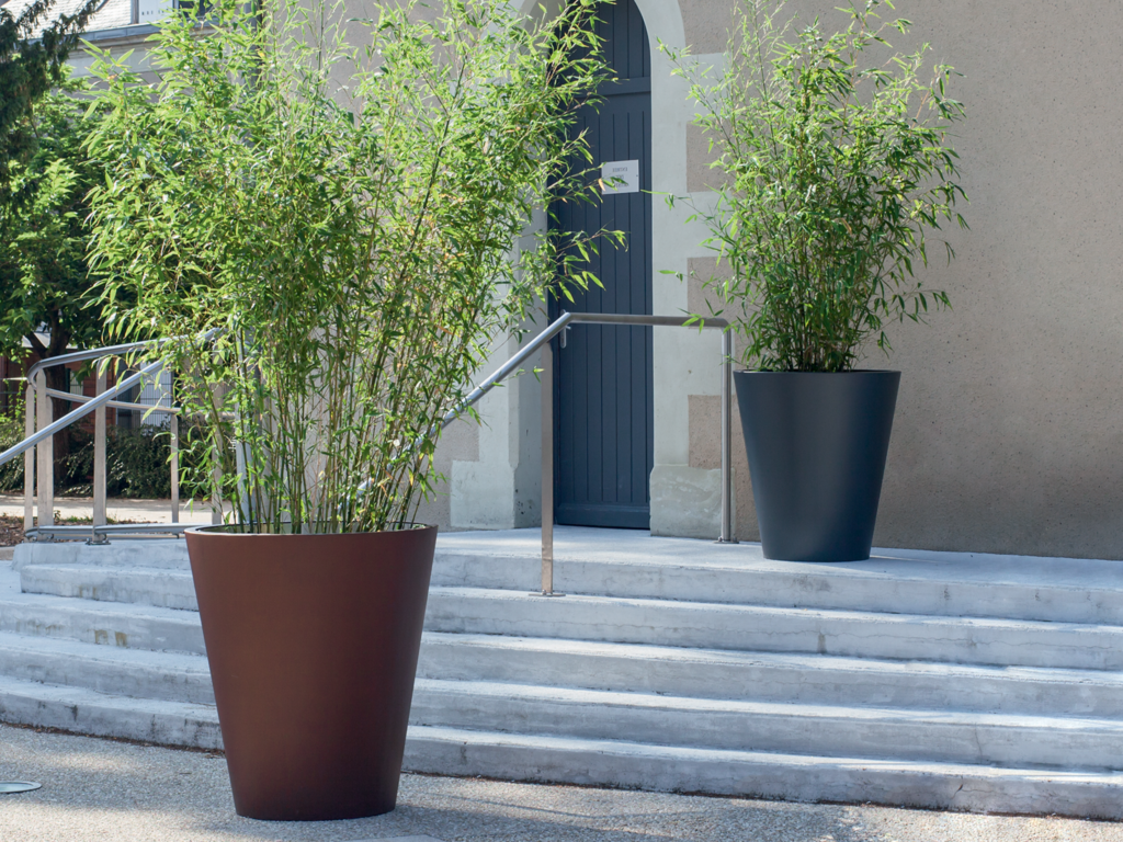 Bac à plantes conique – Perga