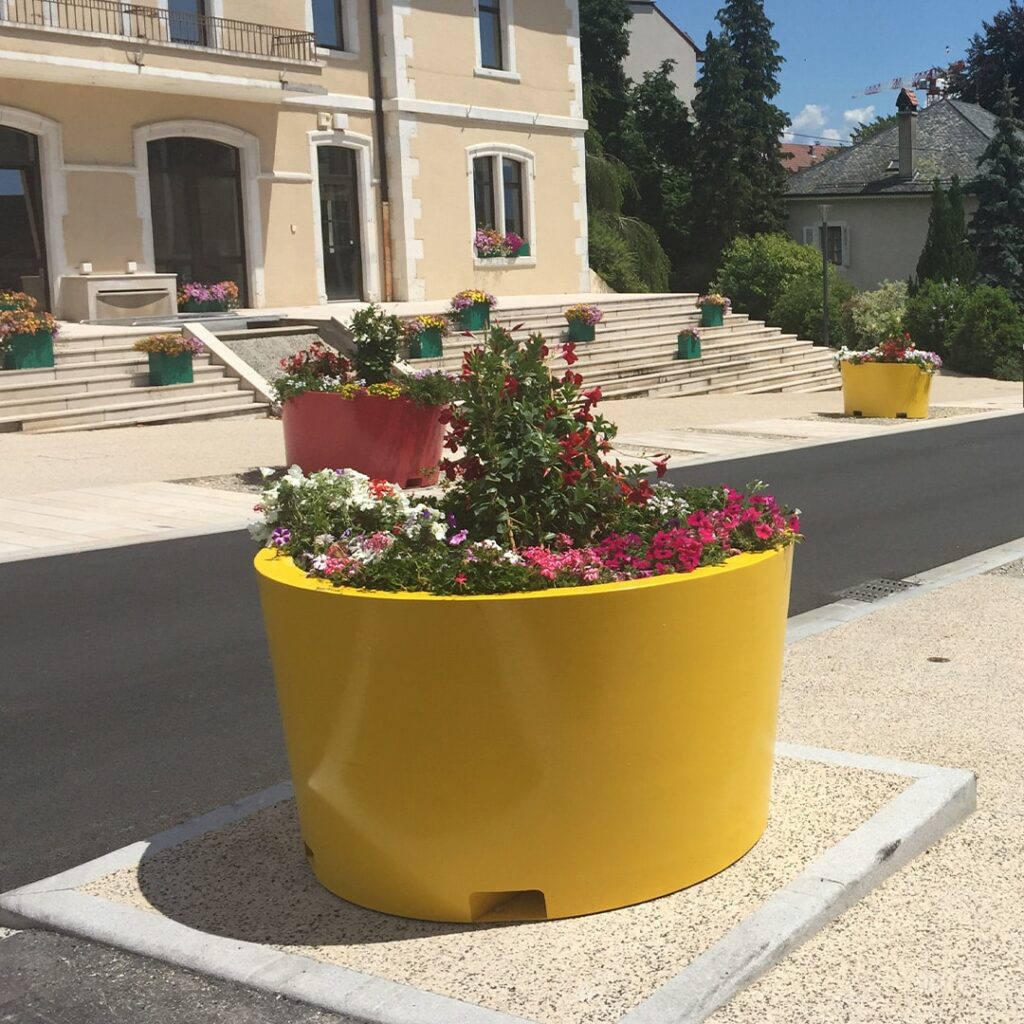 Bac avec fond panneauté rond