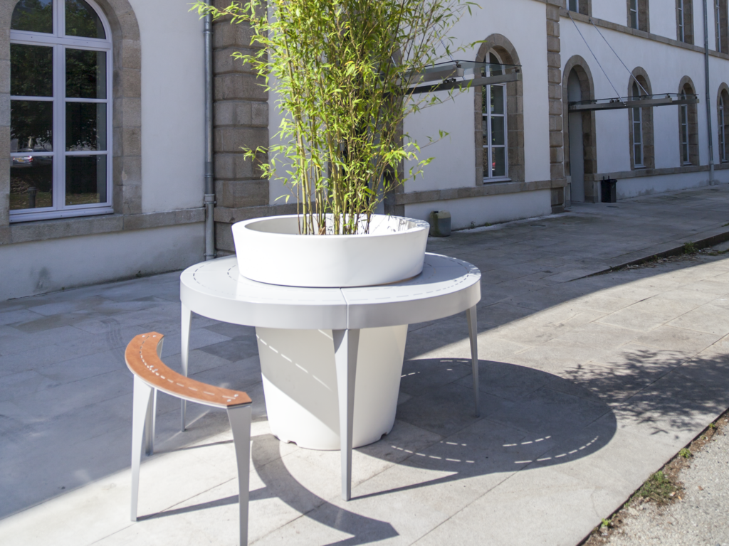 Table – A-Linéa