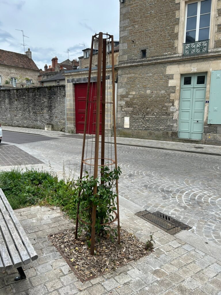 Atech-Colonne Hedera (1)